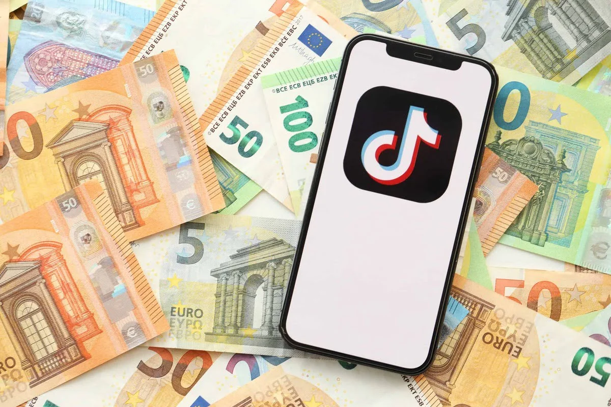 Financieel slim worden via TikTok? Dit zijn de 5 beste fintok-tips